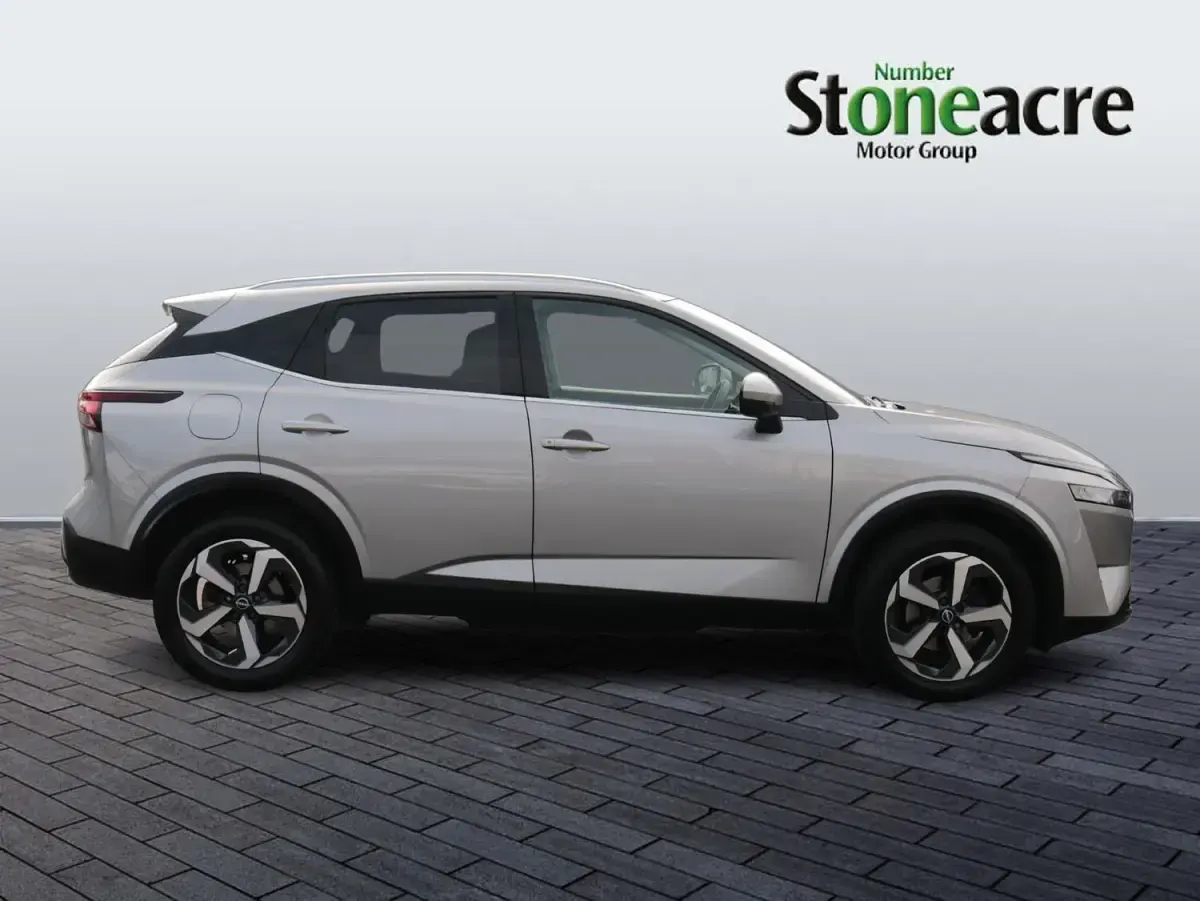 Used Nissan Qashqai N-Connecta 158 HP (116 kW) 2024 Silver SUV