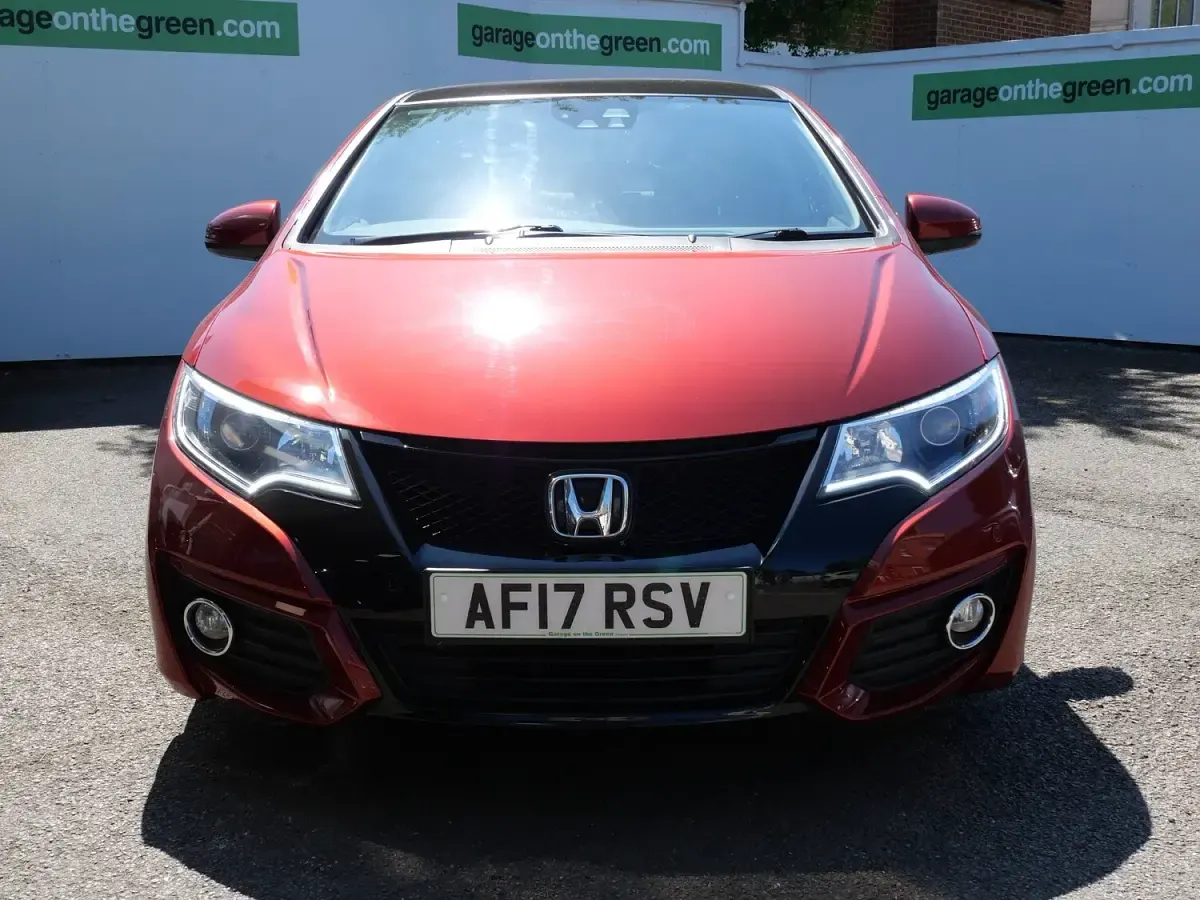 Used Honda Civic SR 2017 Red Hatchback