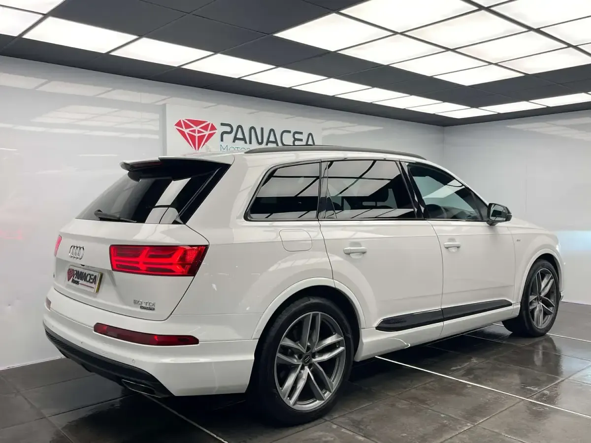 Used Audi Q7 Black Edition 2019 White SUV
