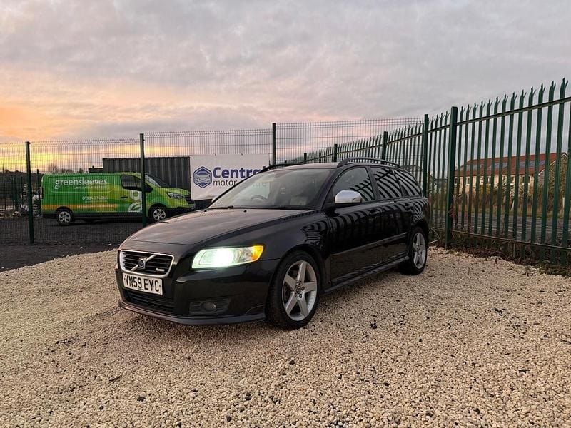 Black Used 2009 Volvo V50 R-Design Estate | £2,245 (Fair price) - Image 1/4