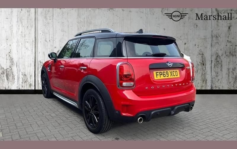 Used Mini Cooper S Countryman Sport 192 HP (141 kW) 2019 Chili red SUV