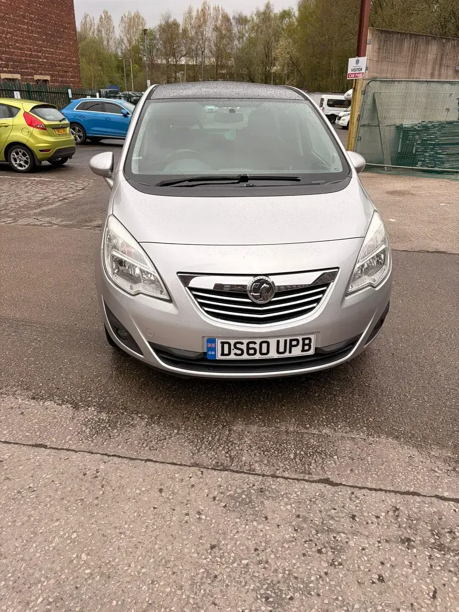 Used Vauxhall Meriva 2011 Silver MPV