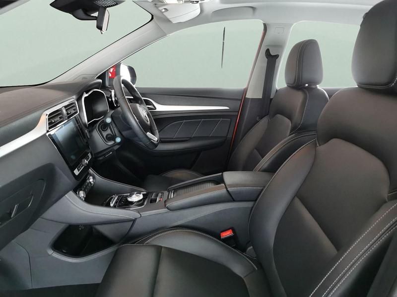 Used MG ZS Exclusive 105 kW (143 HP) 2021 Red SUV