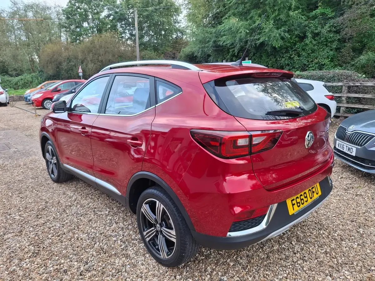 Used MG ZS Exclusive 111 HP (81 kW) 2020 Red SUV