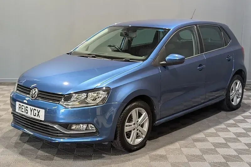 Used VW Polo Match 90 HP (66 kW) 2016 Blue Hatchback