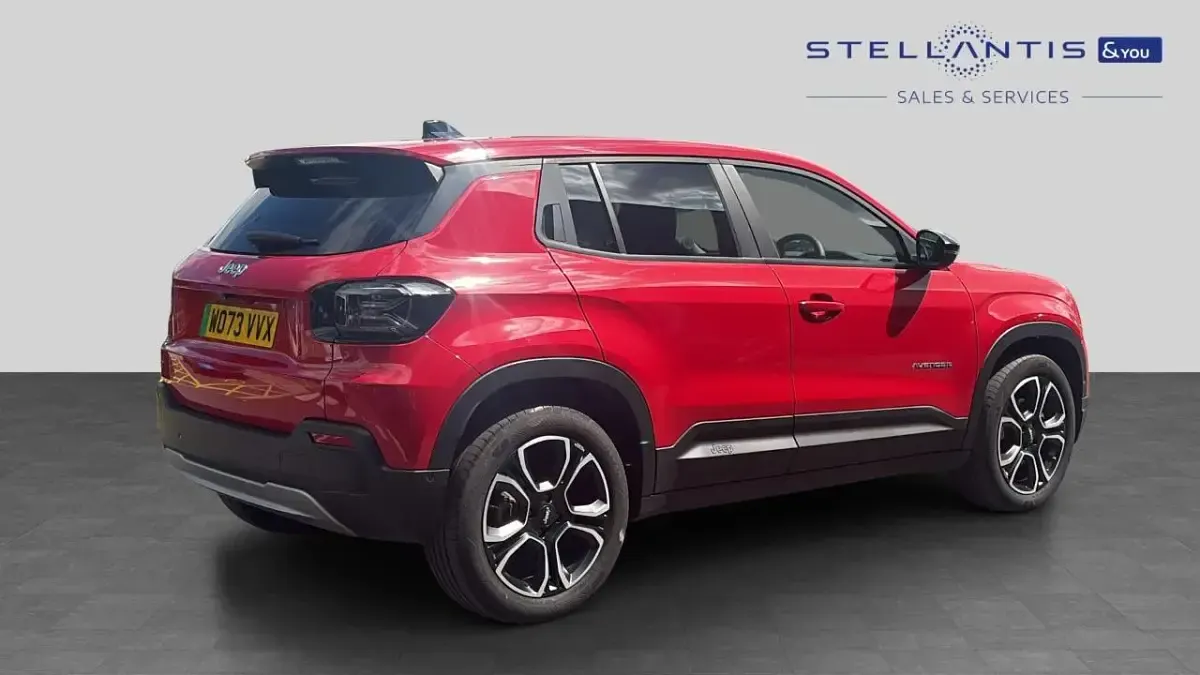 Used Jeep Avenger EV Summit 113 kW (154 HP) 2024 Red SUV