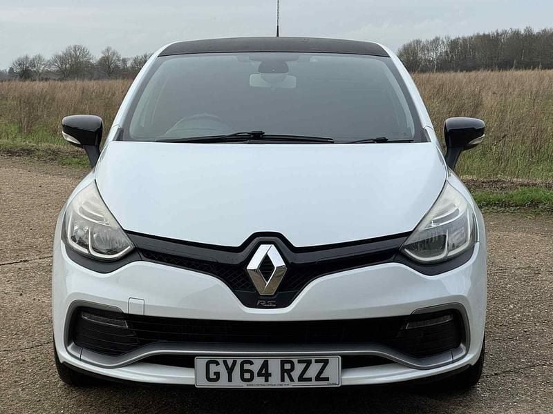 Used Renault Clio IV 2014 White Hatchback