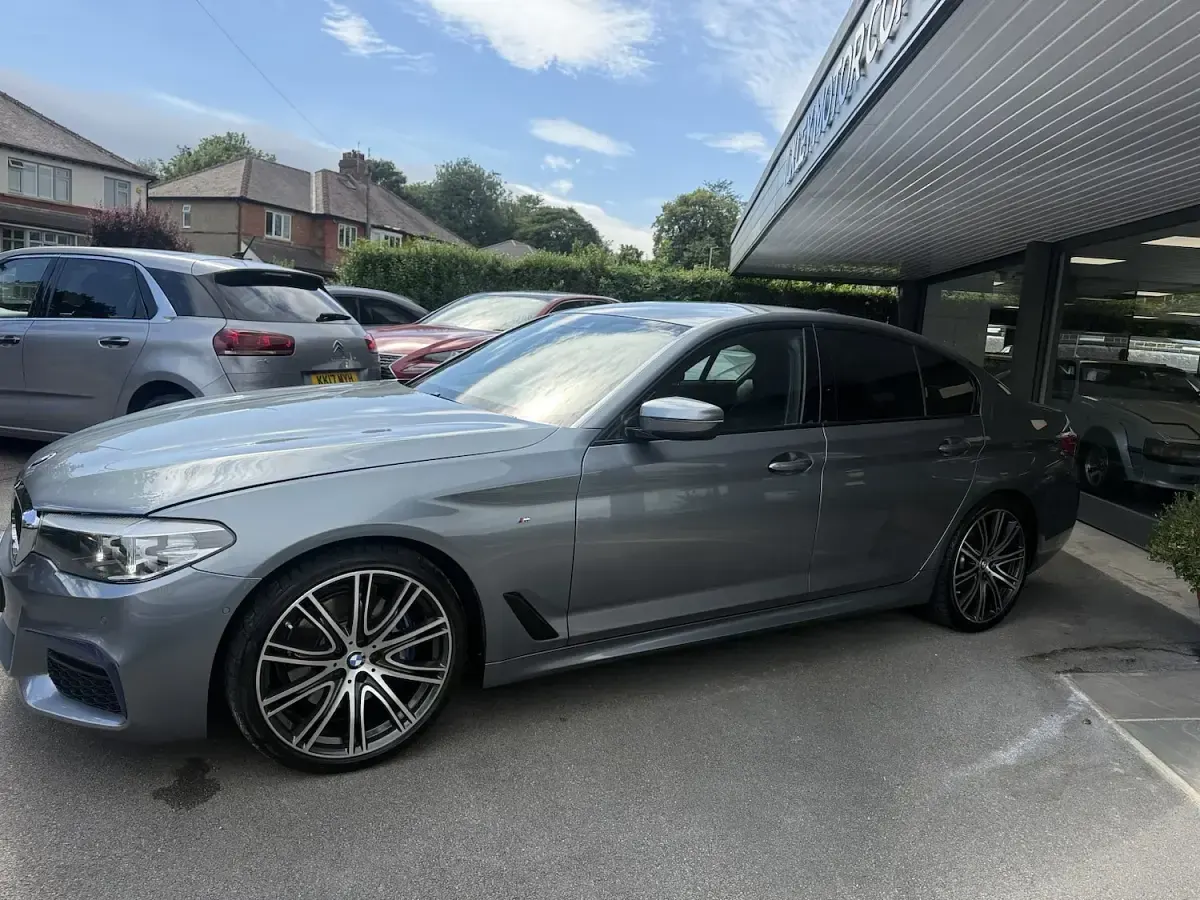 Used BMW 530 M Sport 261 HP (191 kW) 2019 Blue Sedan