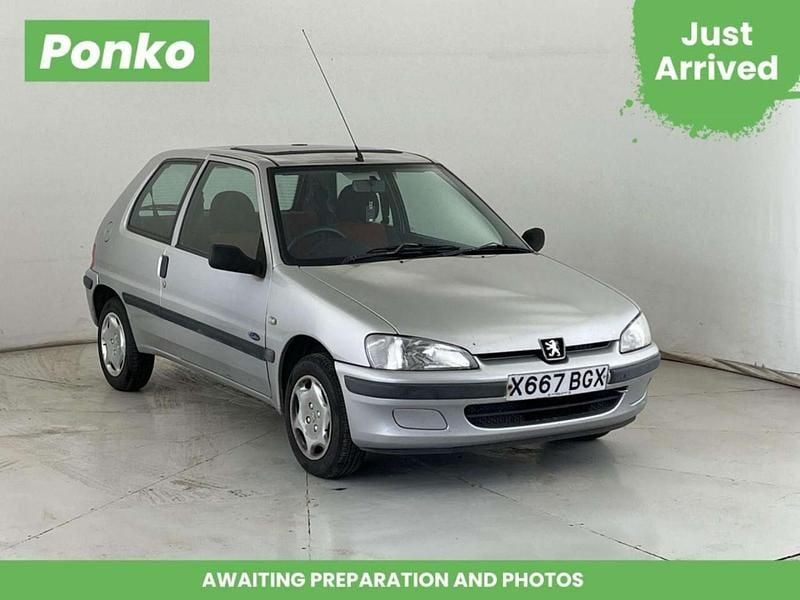 Silver Used 2000 Peugeot 106 Hatchback | £1,380 - Image 1/4