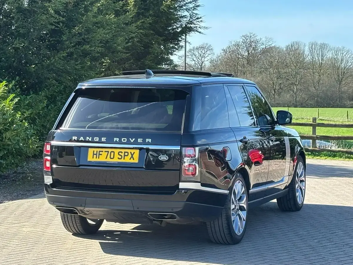 Used Land Rover Range Rover S 275 HP (202 kW) 2020 Black SUV