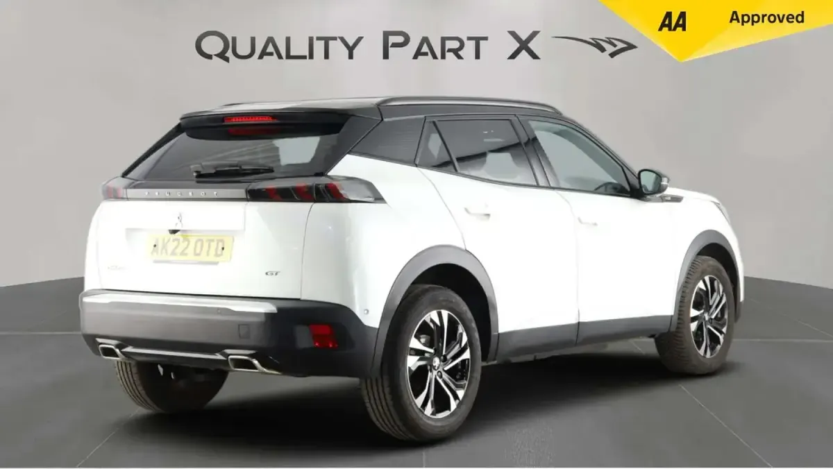 Used Peugeot 2008 GT 130 HP (95 kW) 2022 White SUV