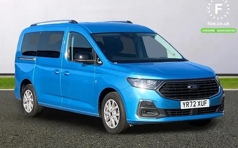 Begagnad Ford Tourneo Titanium 122 HK (89 kW) 2026 Kombi