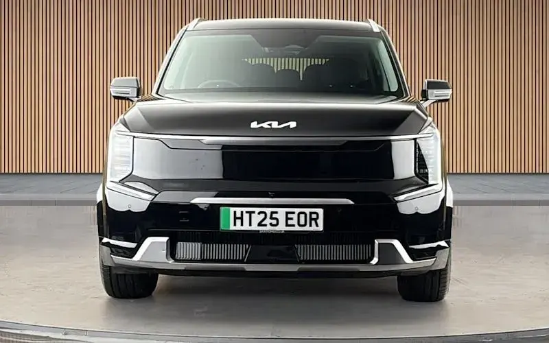 New Kia EV9 Air 150 kW (204 HP) 2025 Black SUV