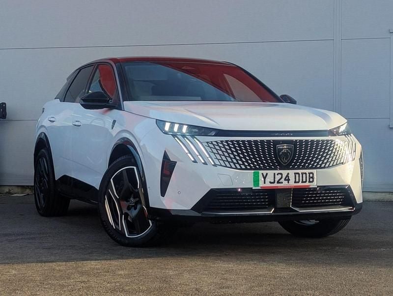 White Used 2024 Peugeot e-3008 GT SUV | £25,995 (Expensive) - Image 1/3