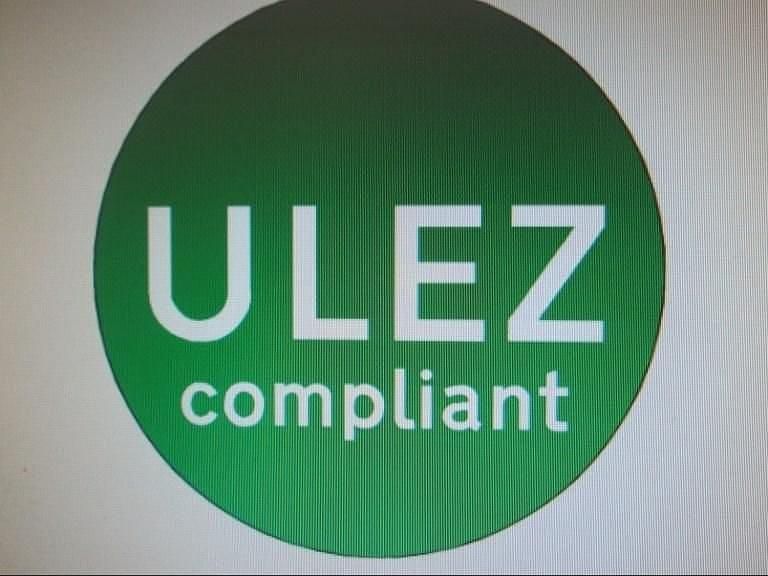 Used Ford Fiesta Titanium 100 HP (73 kW) 2018 Grey Hatchback