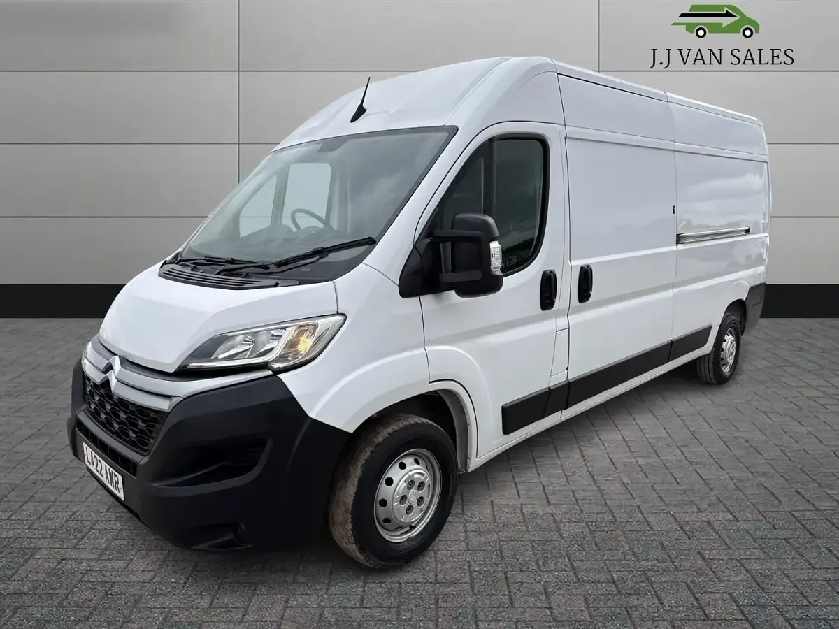 Used Citroën Relay 140 HP (102 kW) 2022 White Van