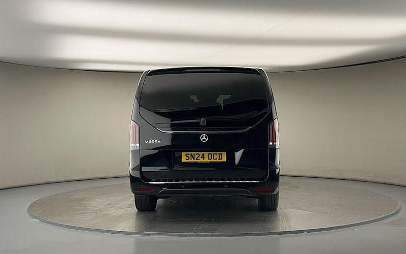 Used Mercedes V300 AMG line 237 HP (174 kW) 2023 Obsidian black MPV