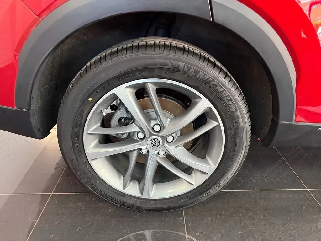 Used MG HS Excite 162 HP (119 kW) 2022 Red SUV