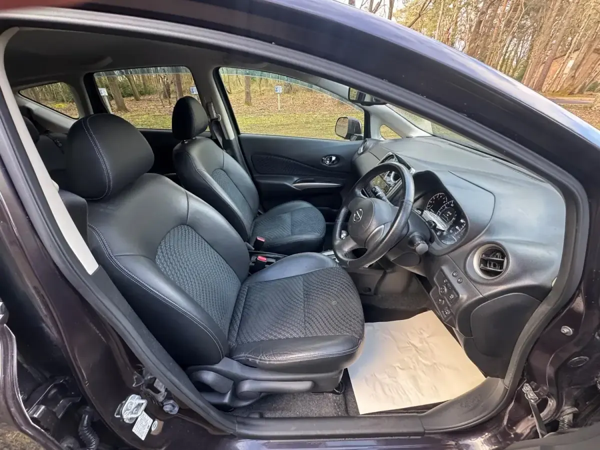 Begagnad Nissan Note Acenta 2025 Lila