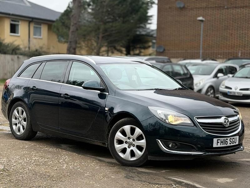 Used Vauxhall Insignia SRi 2016 Green Estate