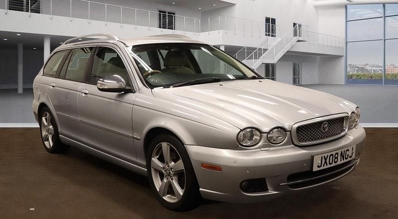 Silver Used 2008 Jaguar X-type Sovereign Estate | £2,995 (A bit pricey) - Image 1/4
