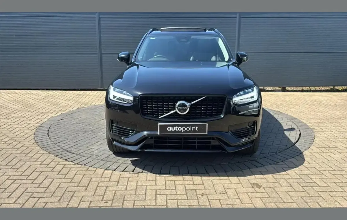 Used Volvo XC90 Plus 449 HP (330 kW) 2023 Black SUV
