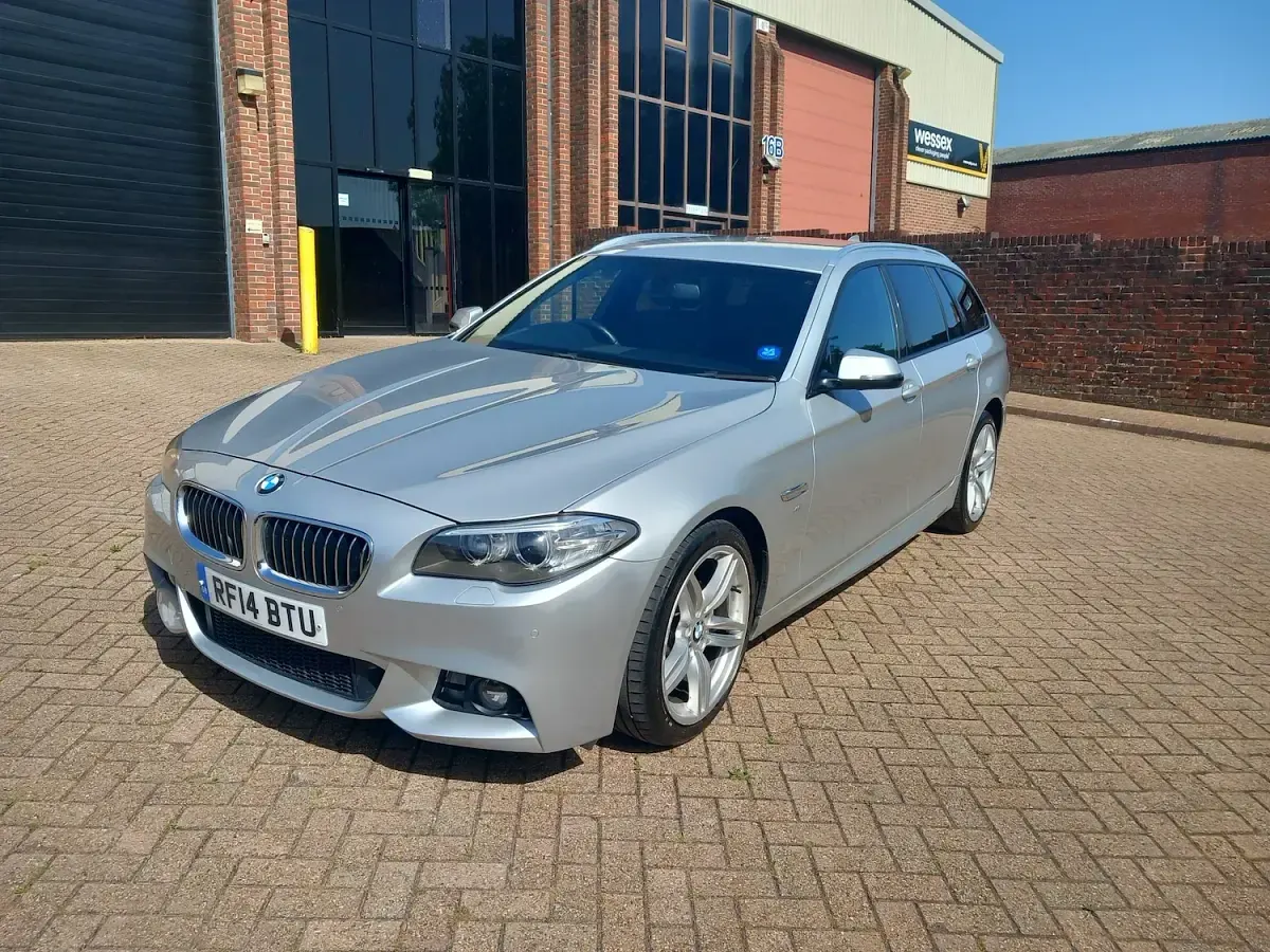 Used BMW 520 M Sport 184 HP (135 kW) 2014 Silver Estate