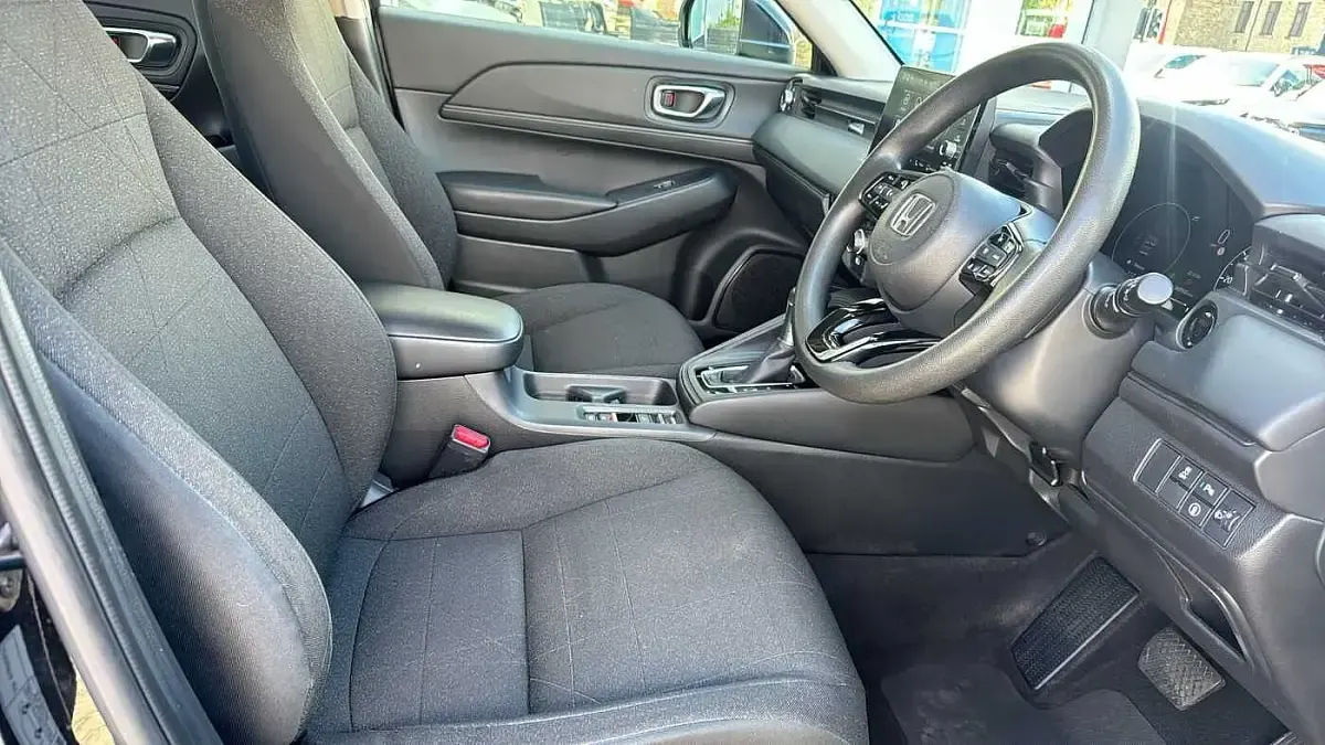 Used Honda HR-V Elegance 131 HP (96 kW) 2023 Black SUV