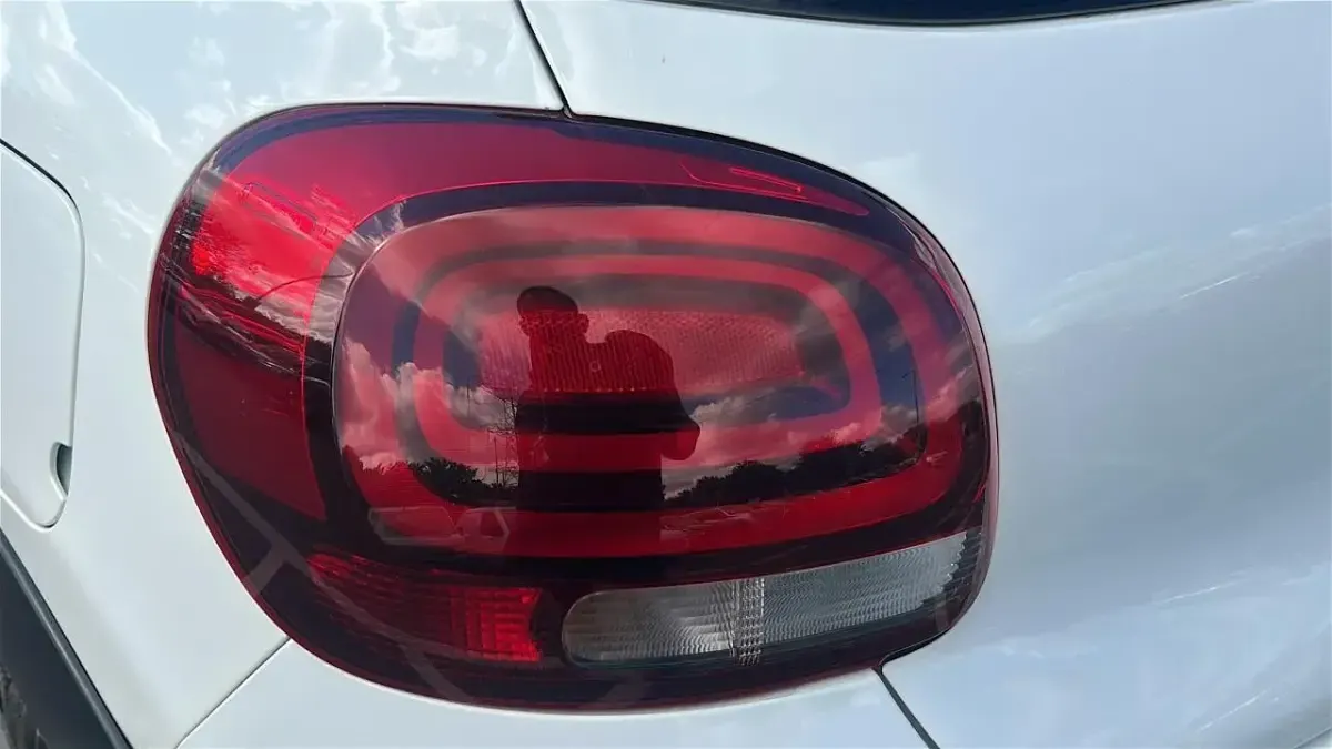 Used Citroën C3 Flair 81 HP (59 kW) 2019 White Hatchback