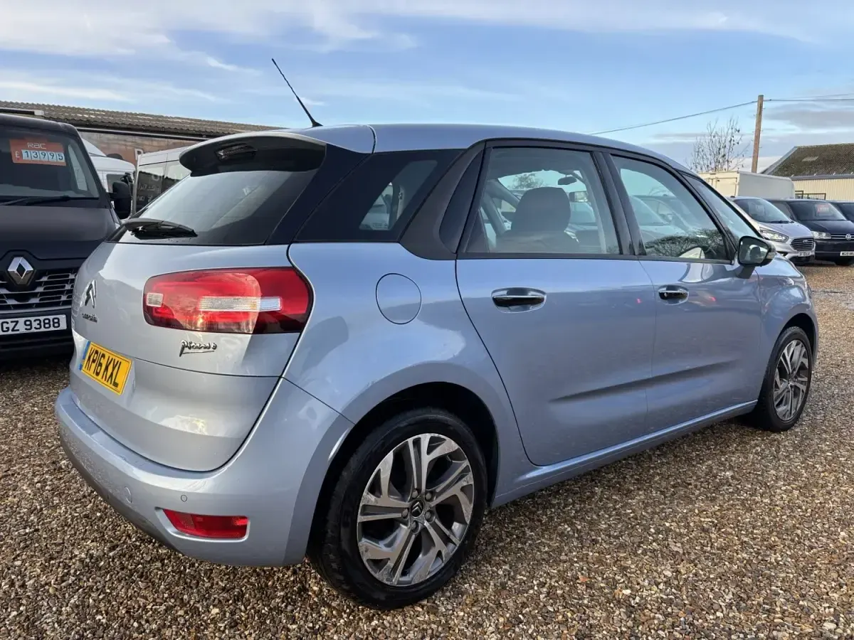 Używany Citroën C4 Picasso PureTech 2016 Niebieski Minivan