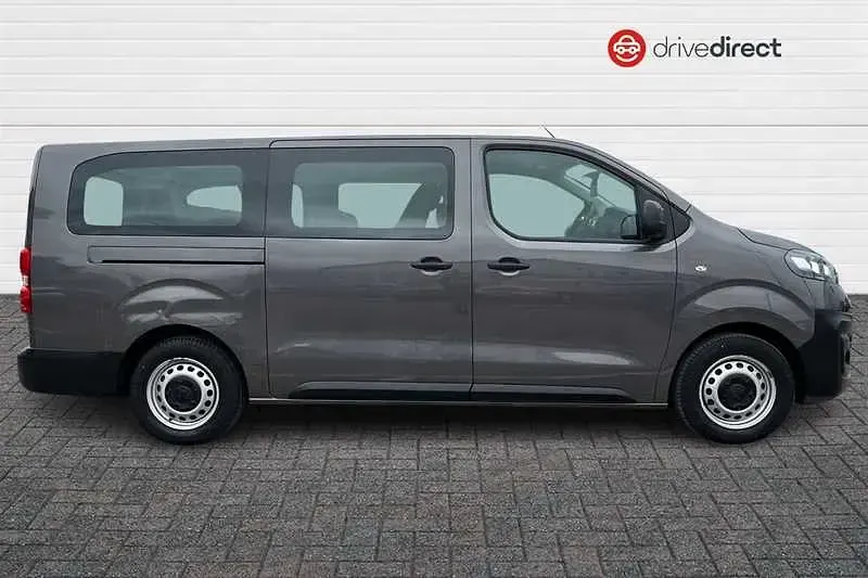 Used Vauxhall Vivaro 100 kW (136 HP) 2023 Grey MPV