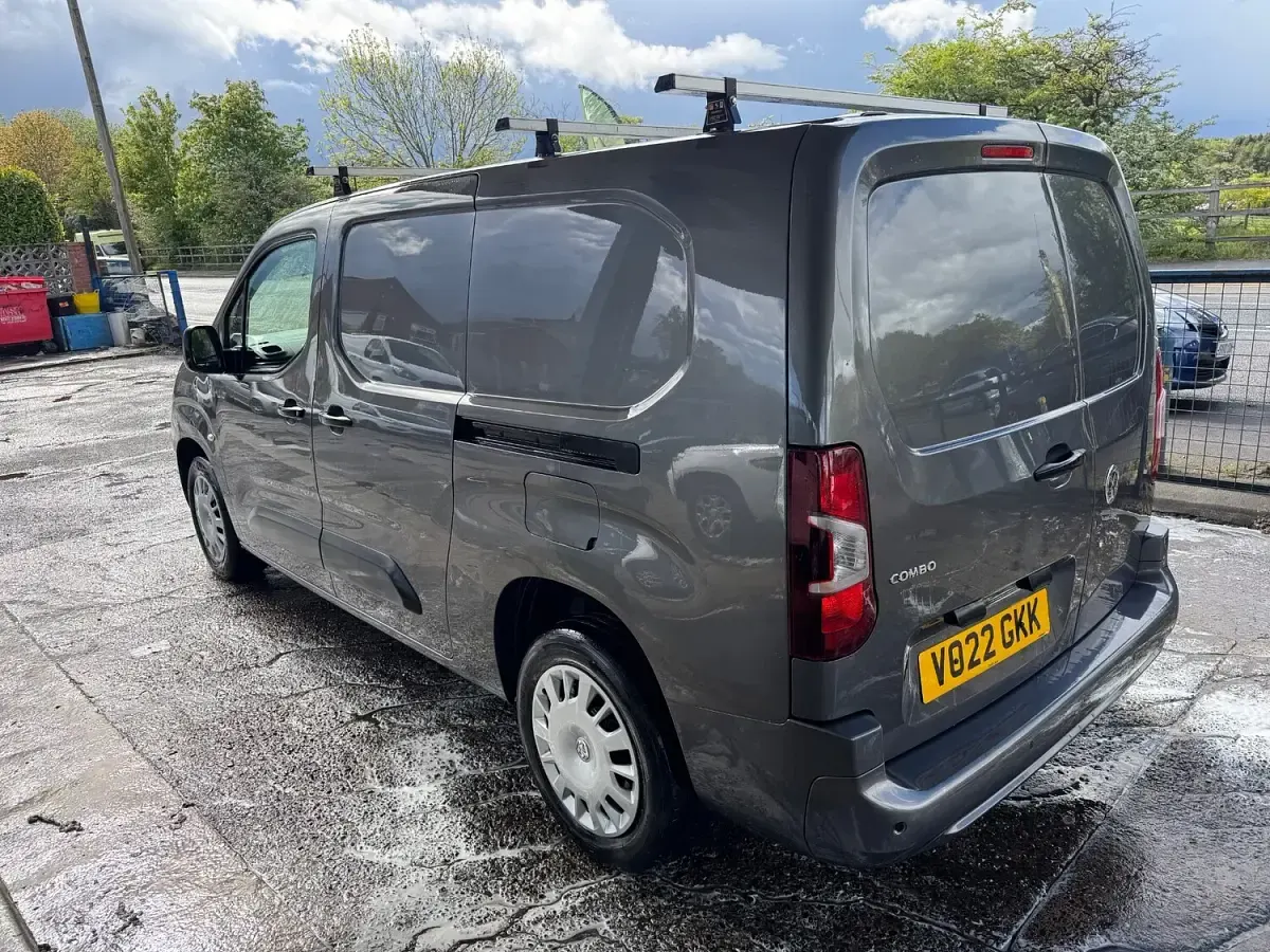 Used Vauxhall Combo Sportive 100 HP (73 kW) 2022 Grey MPV