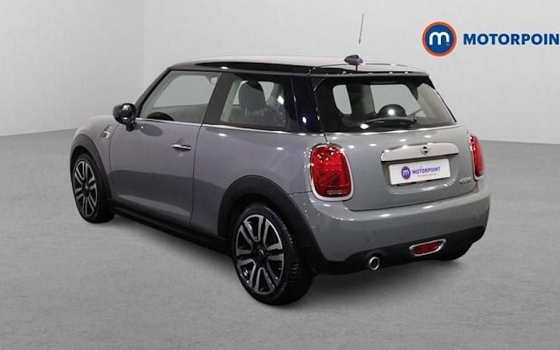 Used Mini Cooper Exclusive 136 HP (100 kW) 2021 Hatchback