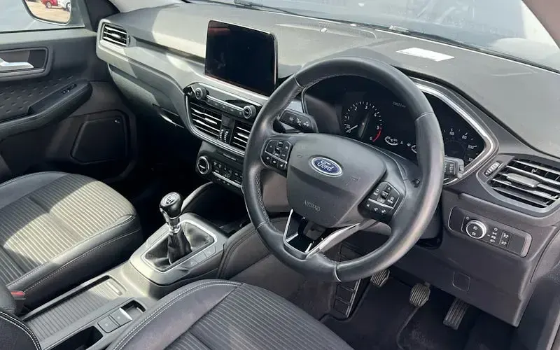 Used Ford Kuga Titanium 150 HP (110 kW) 2020 Blue SUV