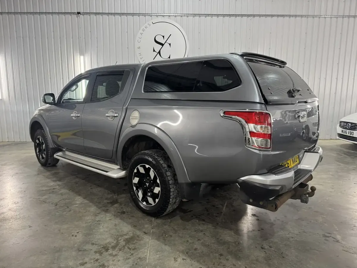 Second-hand Mitsubishi L200 2018 Gri Pickup