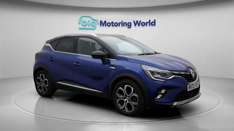 Blue Used 2023 Renault Captur Techno SUV | £17,200 (Fair price) - Image 1/4