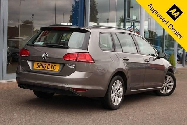 Used VW Golf VII SE 150 HP (110 kW) 2016 Grey Estate