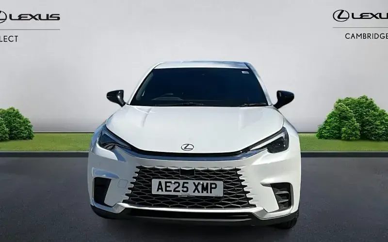 Used Lexus LBX 136 HP (100 kW) 2026 SUV