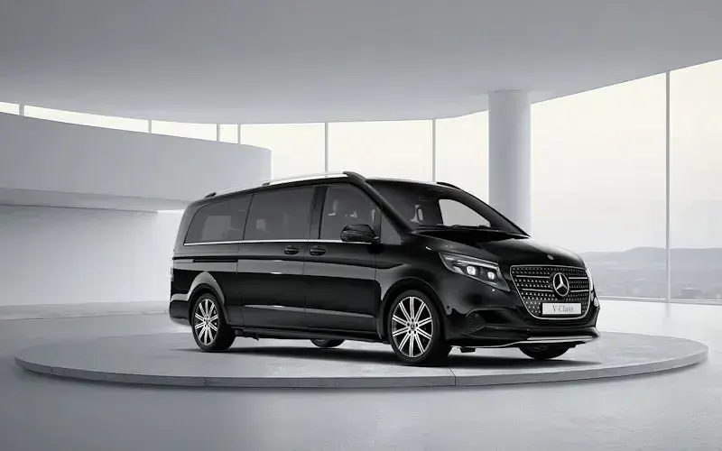 Used Mercedes V220 Premium 163 HP (119 kW) 2026 MPV