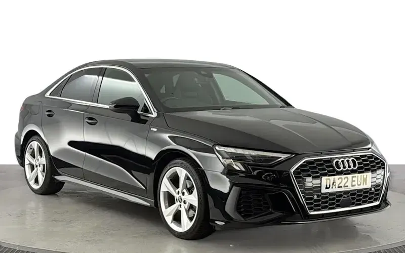 Usado Audi A3 S-Line 150 HP (110 kW) 2024 Sedan