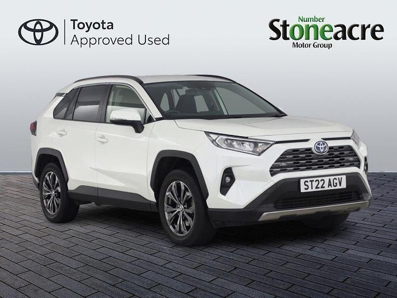 Used Toyota RAV4 Design 2022 White Estate