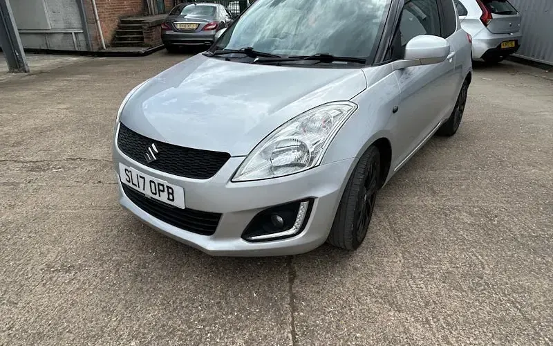 Used Suzuki Swift SZ-L 94 HP (69 kW) 2017 Silver Hatchback