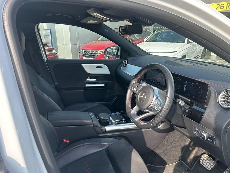 Used Mercedes EQA250 AMG line 139 kW (190 HP) 2022 White SUV