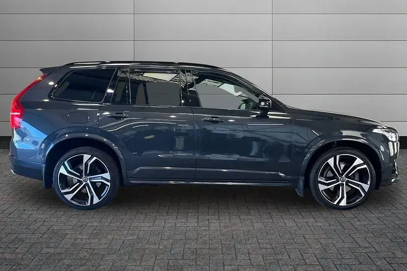 Used Volvo XC90 R-Design Pro 247 HP (181 kW) 2020 Grey SUV