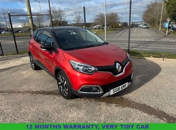 Red Used 2016 Renault Captur Signature SUV | £8,154 (Expensive) - Image 1/1