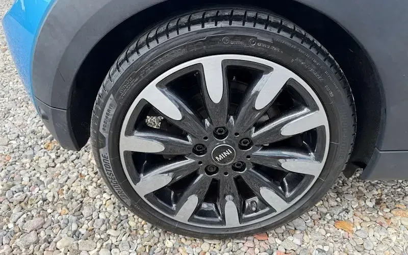 Used Mini Cooper Exclusive 136 HP (100 kW) 2019 Blue Hatchback