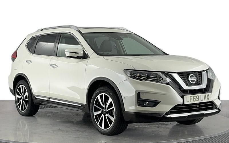 Used Nissan X-Trail Tekna 150 HP (110 kW) 2019 White SUV