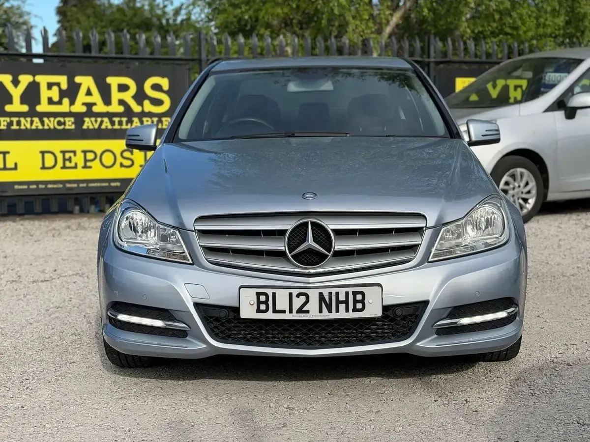 Used Mercedes C220 Executive 170 HP (125 kW) 2012 Silver Sedan