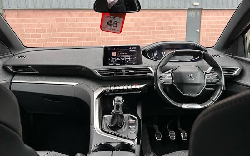 Used Peugeot 3008 Premium 131 HP (96 kW) 2020 SUV