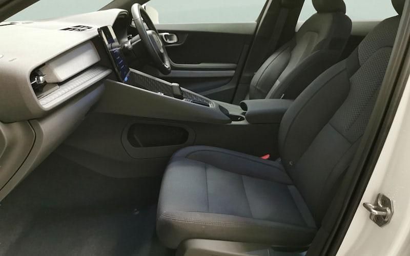 Used Polestar 2 Standard Range Single Motor 164 kW (224 HP) 2022 White Hatchback